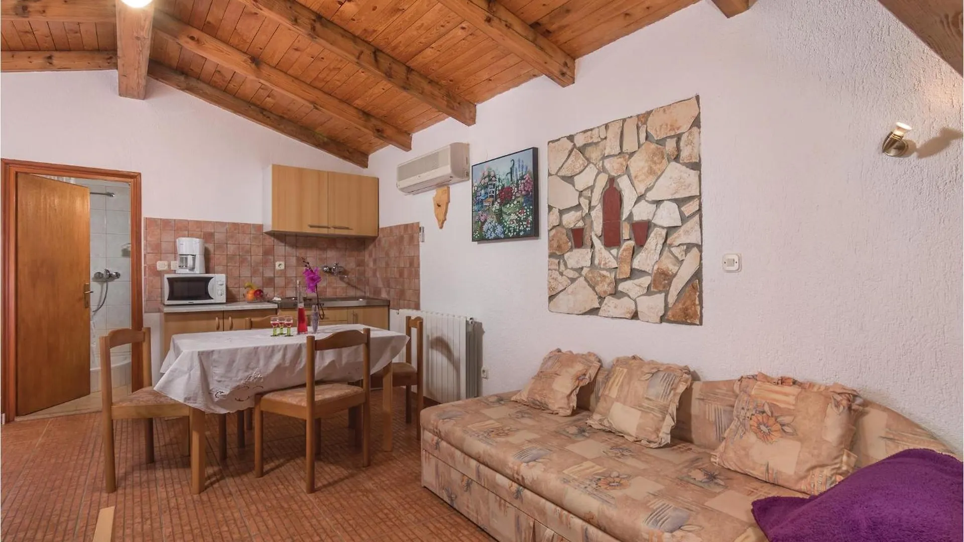 Amazing Home In Visnjan With Wifi Holiday home